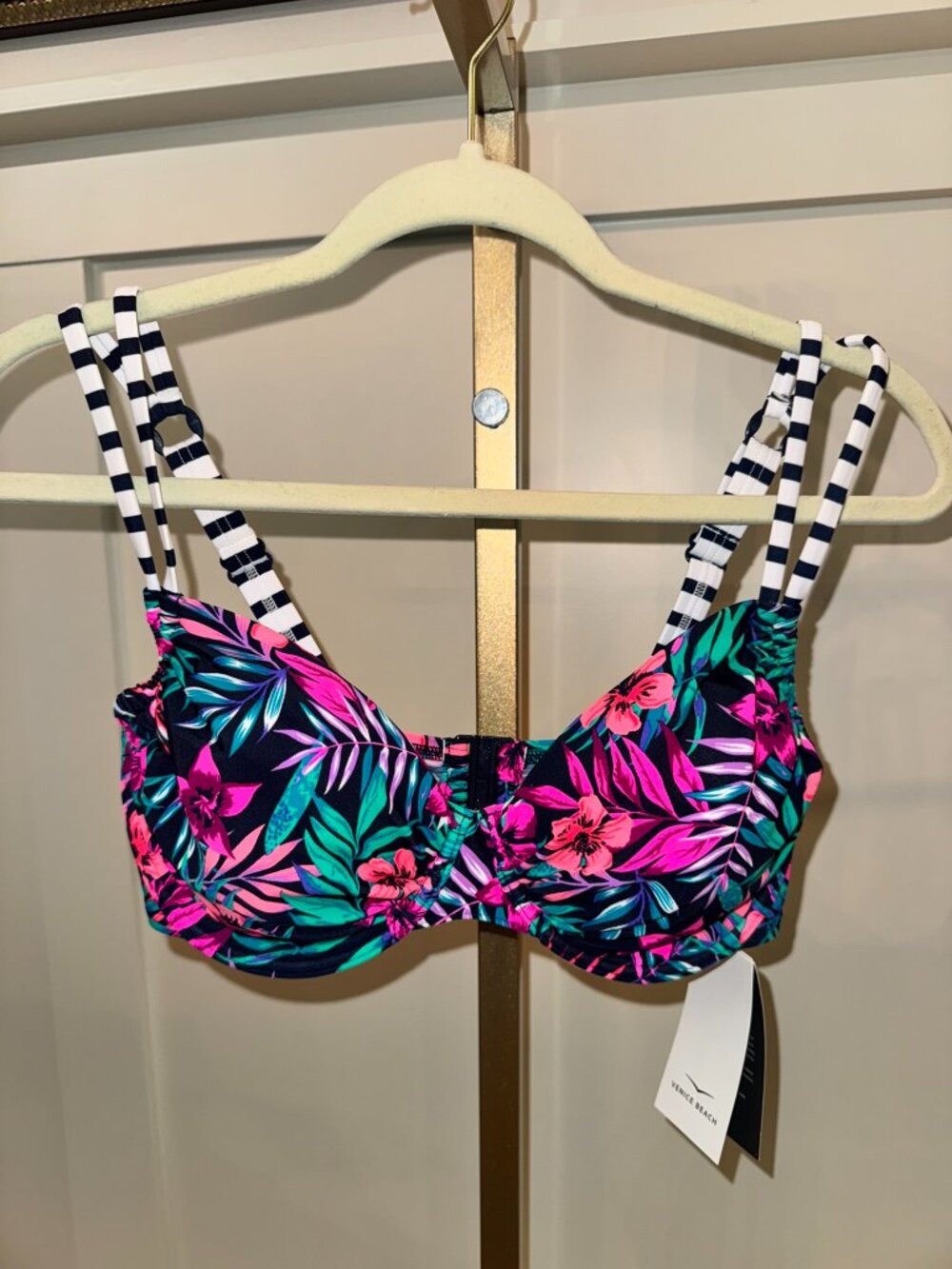 Venice Beach Lascana 34DDD Underwire Bikini Top NWT Tropical Print ✨